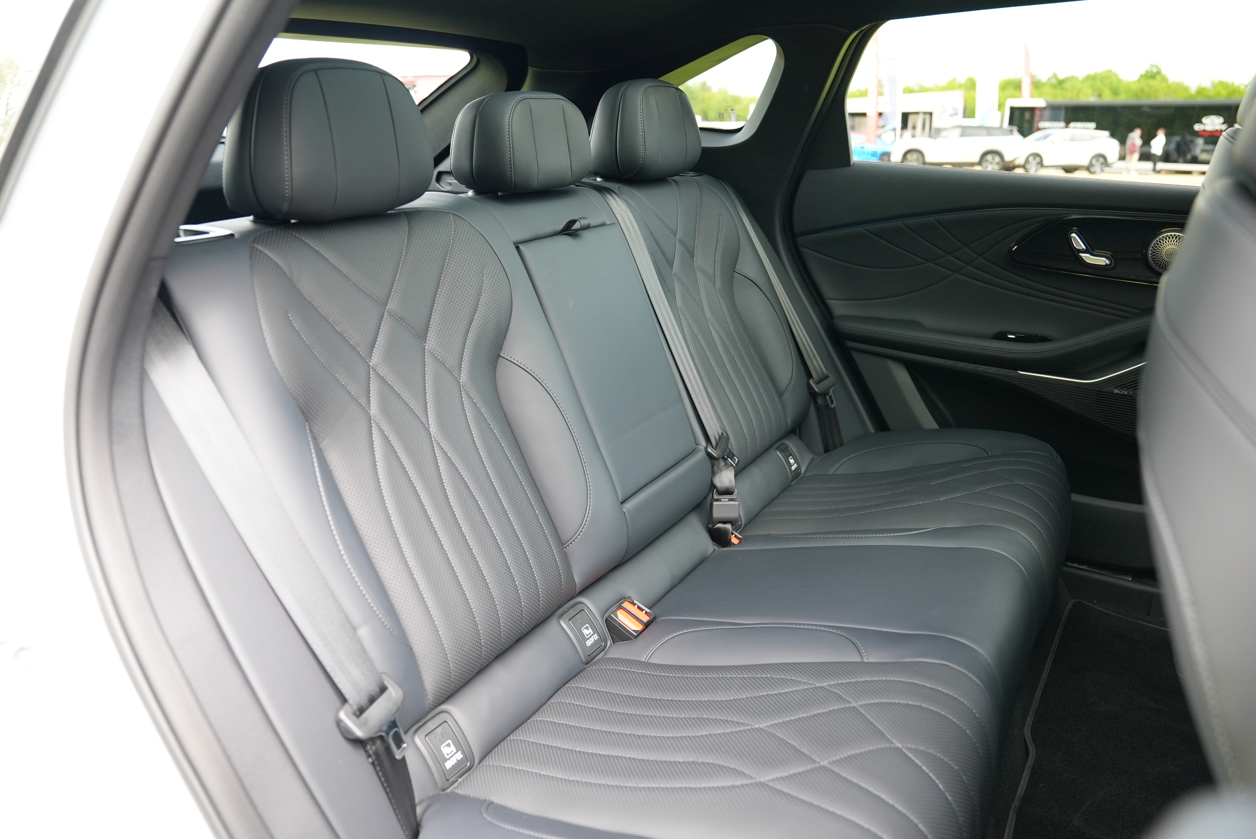 OMODA 9 ESTATE 1.5T SHS-P Noble 5dr 3DHT